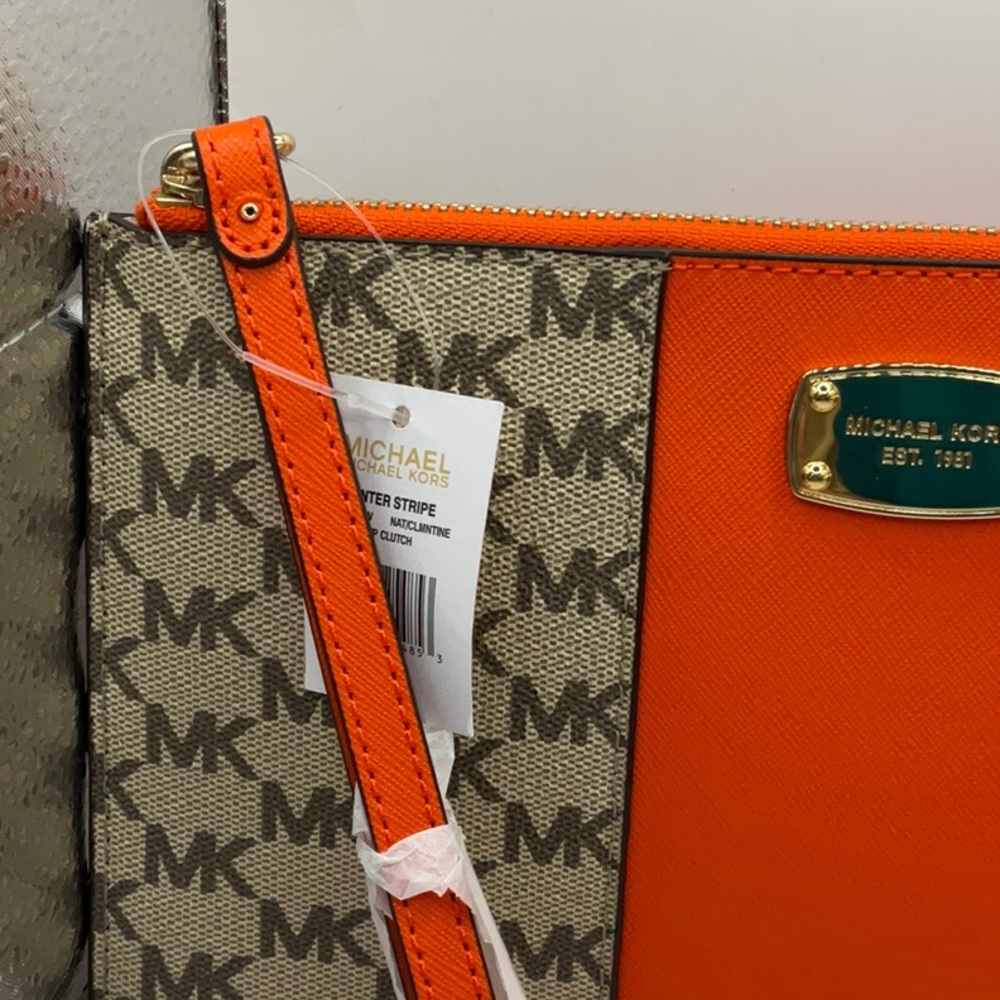 NWT Michael Kors Center Stripe Large Clutch - Picture 2 of 6